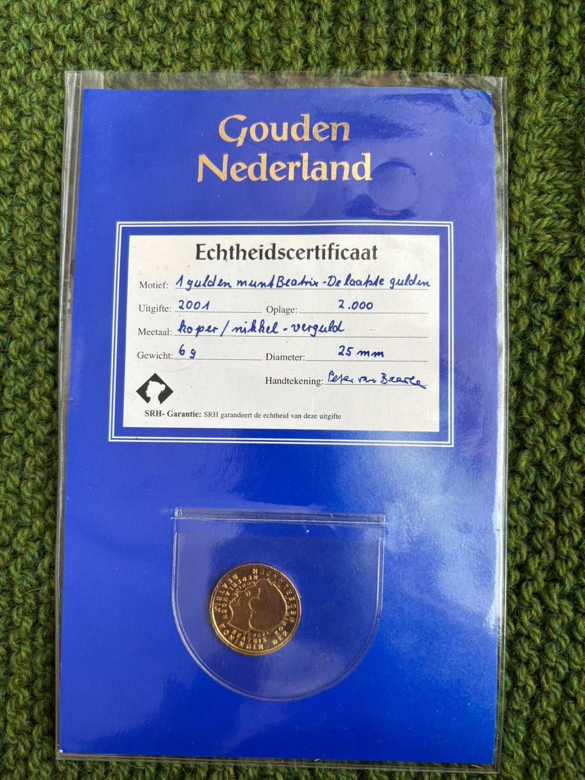 Gouden NL - Beatrix gulden 2001 Vergulde munt, certificaat, Ophalen of Verzenden, Overige landen, Overige waardes