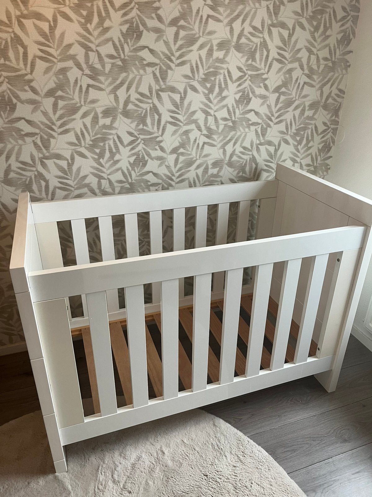 Interbaby Babybed en commode wit hoogglans, Ophalen, Gebruikt, Jongetje of Meisje