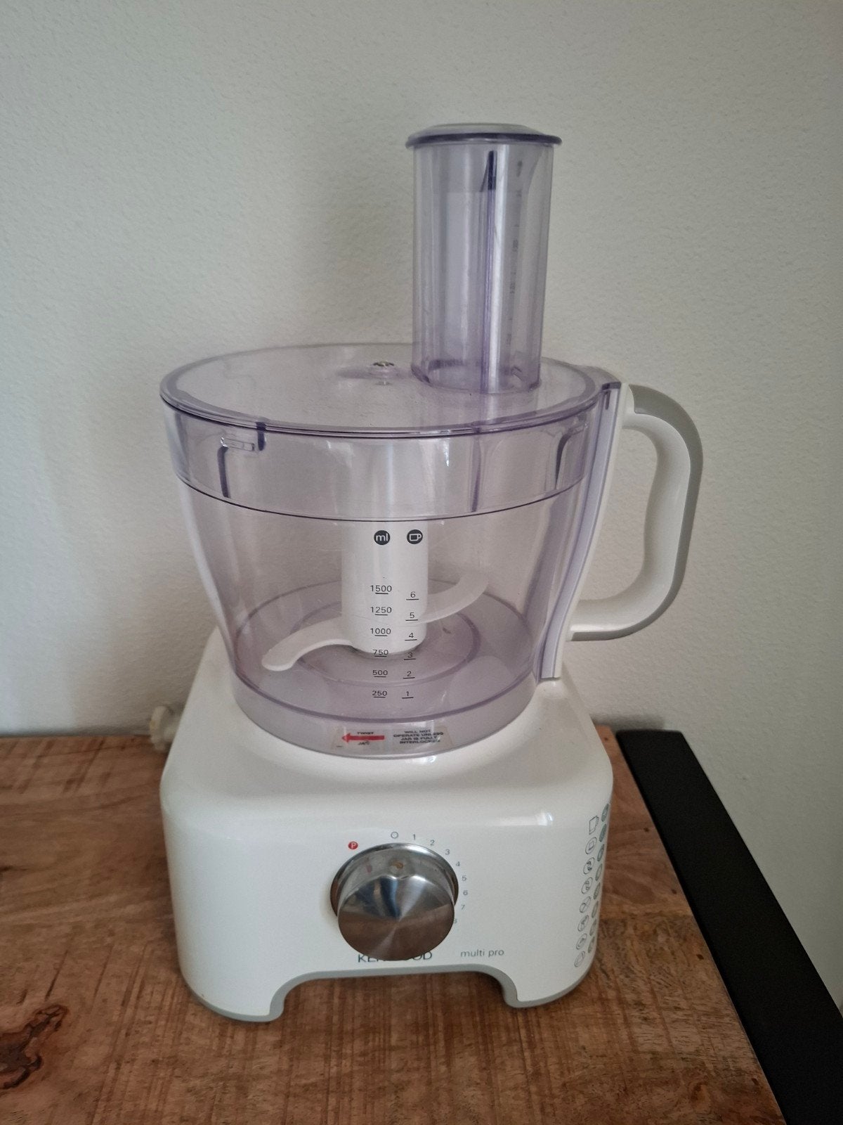 Kenwood Multipro FP730 foodprocessor met veel accessoires, Gebruikt, 3 snelheden of meer, Ophalen of Verzenden, 2 tot 3 liter