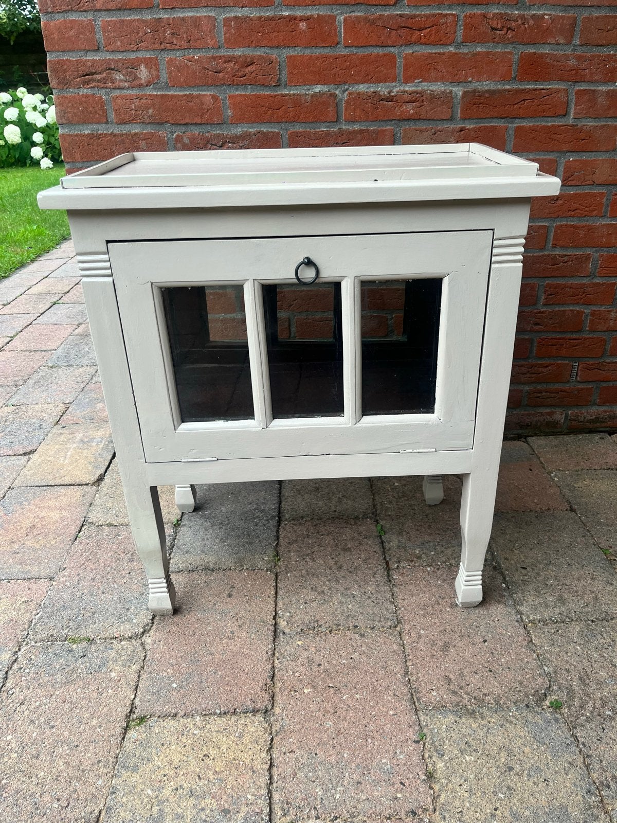 Stijlvol Theekastje in Hippe Crème Kleur, Ophalen, Minder dan 55 cm, Vintage, Zo goed als nieuw