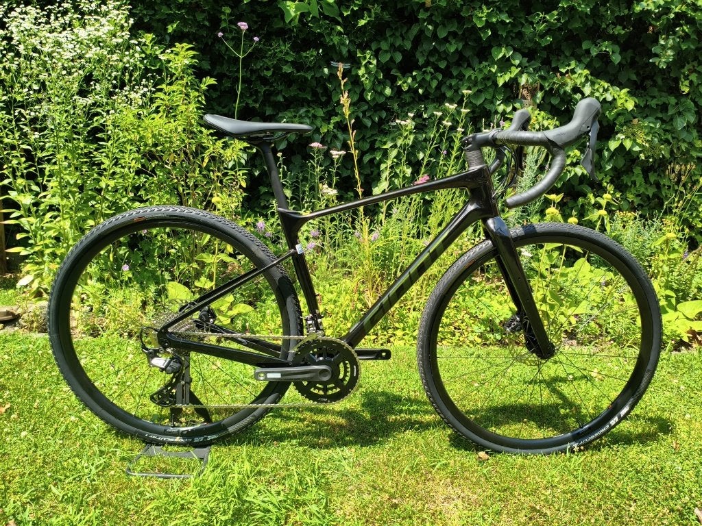 Nieuwe Giant Revolt Adv 2 - Carbon gravelbike - Shimano GRX, Fietsen en Brommers, Ophalen, Nieuw, Giant
