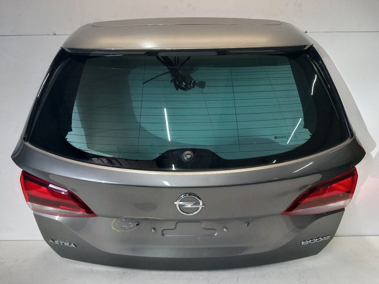Achterklep Opel Astra, Auto-onderdelen, Onderdelen@venauto.nl, Van der Ven Autorecycling B.V., Gebruikt, Ettenseweg 76, 4706 PB Roosendaal, The Netherlands