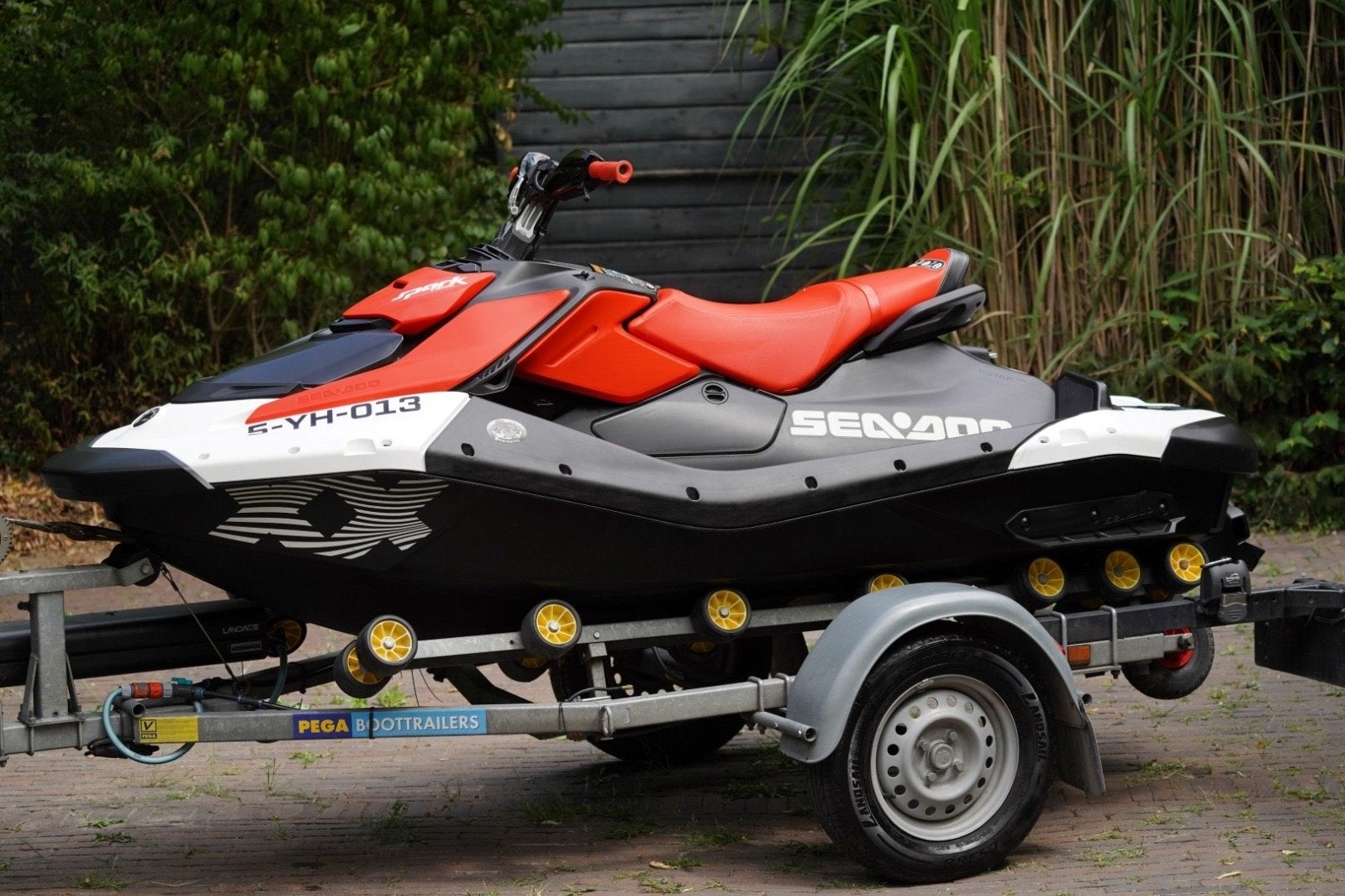 Sea-Doo Spark Trixx, Watersport en Boten, Ophalen, Zo goed als nieuw, Benzine, 70 tot 120 pk