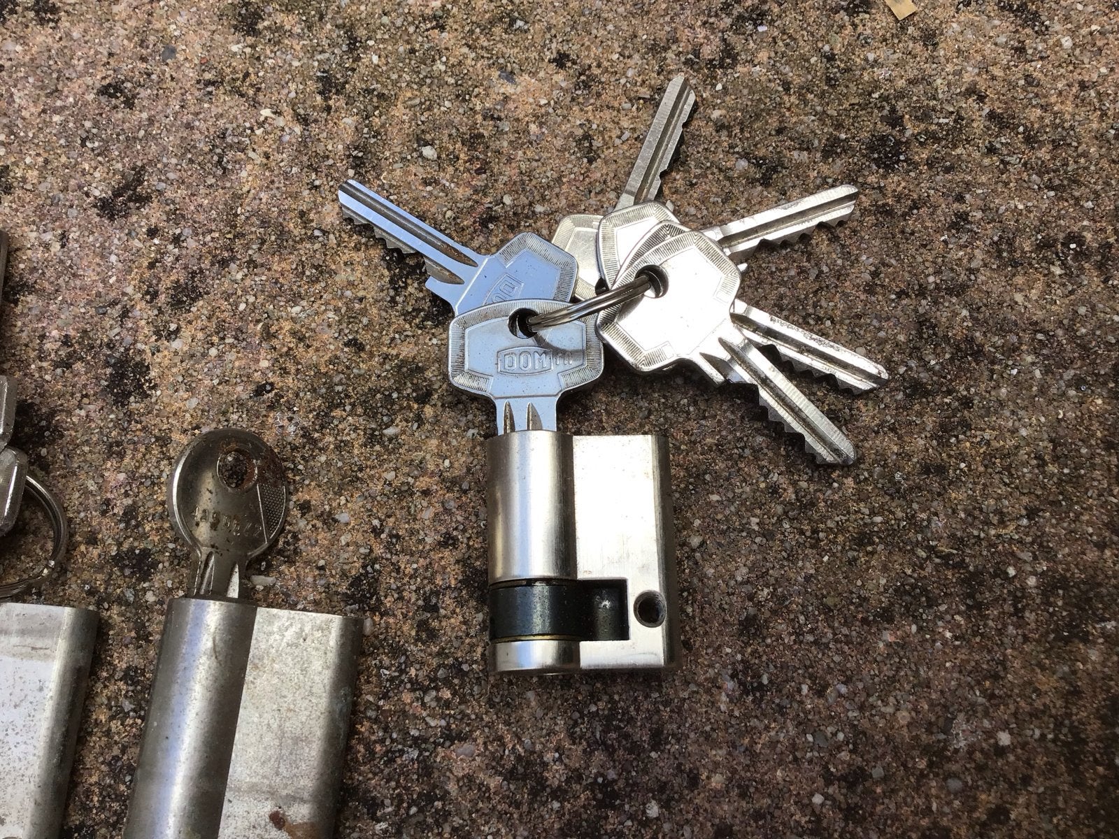 Cilindersloten met sleutels 2x 80 mm 2x 40 mm, Ophalen of Verzenden, Gebruikt, Overige materialen, Slot