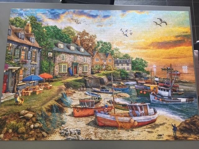 Puzzels 3000 stukjes: Harbour Cottages/Avond in het circus, Ophalen of Verzenden, Meer dan 1500 stukjes, Zo goed als nieuw, Legpuzzel