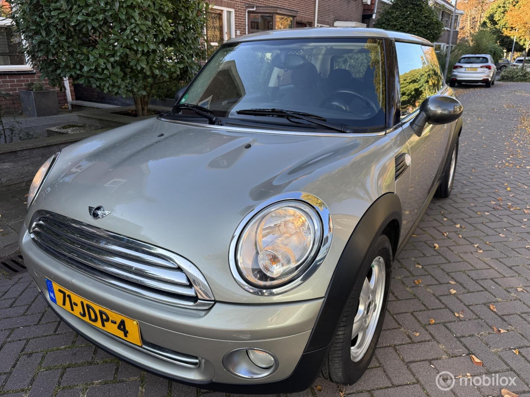 Mini Mini 1.4 One Anniversary, Voorwielaandrijving, 4 cilinders, Start-stop-systeem, 4 stoelen