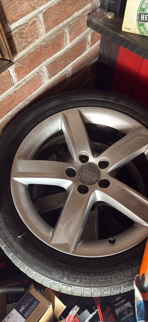 Audi velgen 17 inch met continental winterbanden, Banden en Velgen, Nieuw, 17 inch, 225 mm