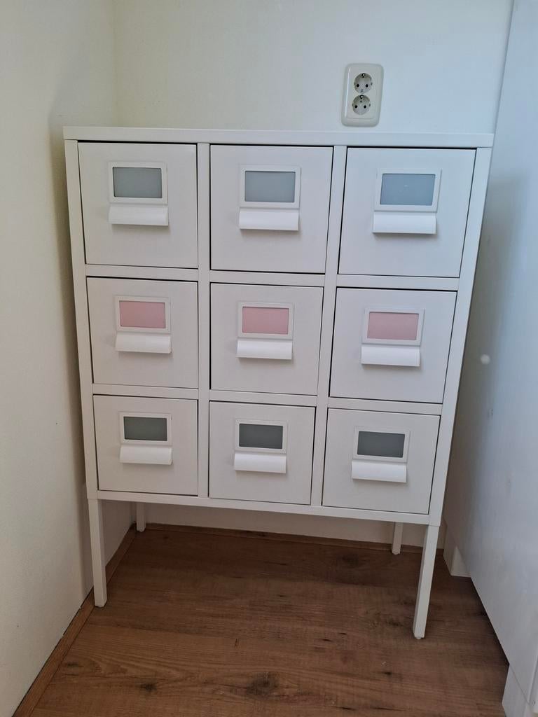 Metalen Ikea kastje, Ophalen, Gebruikt