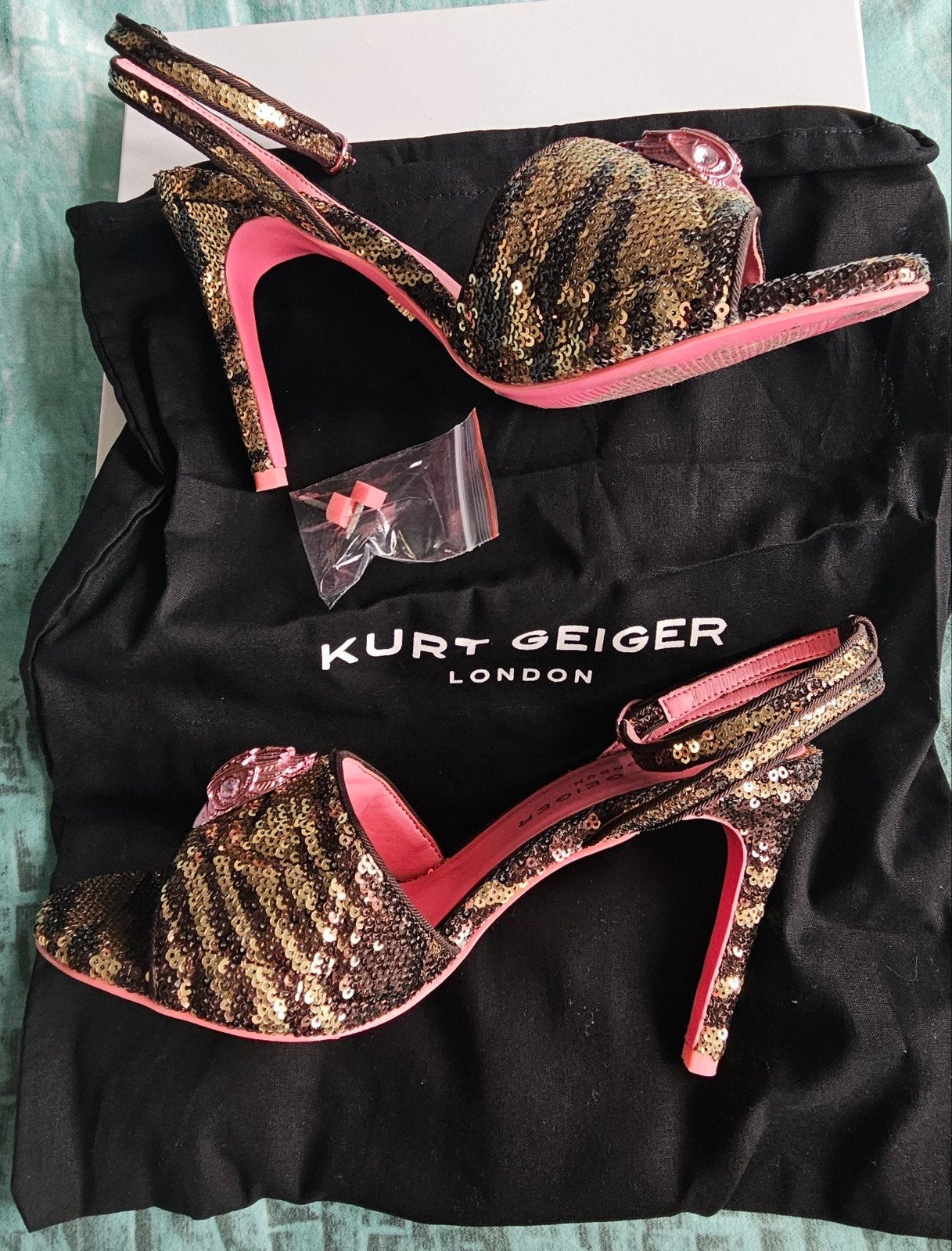 Kurt Geiger Kensington Pumps - Pailletten & Roze Hakken, Pumps, Bruin, Nieuw, Ophalen of Verzenden