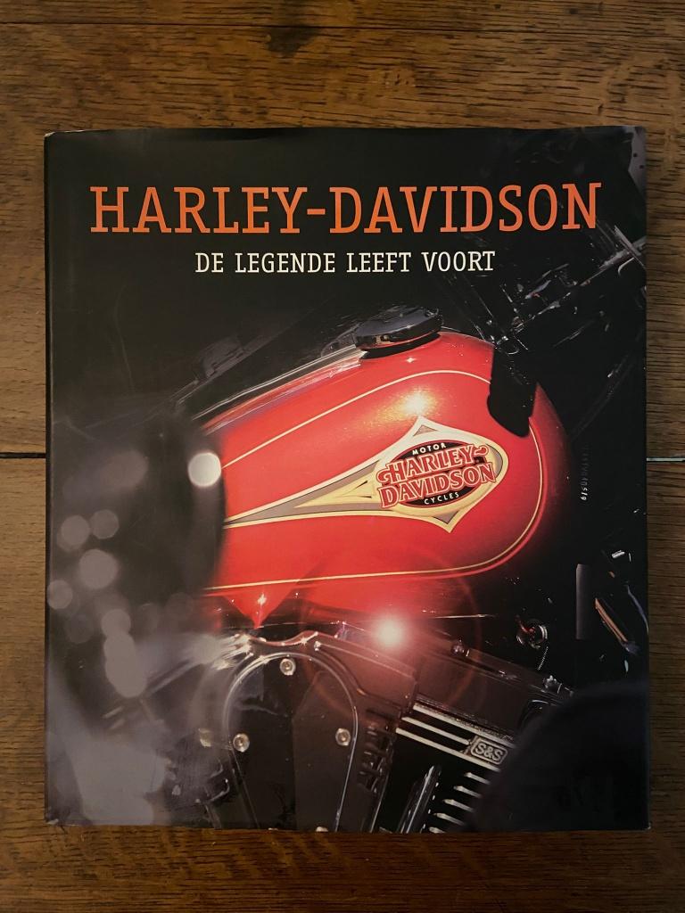 Harley davidson boek, Ophalen of Verzenden, Zo goed als nieuw, Algemeen