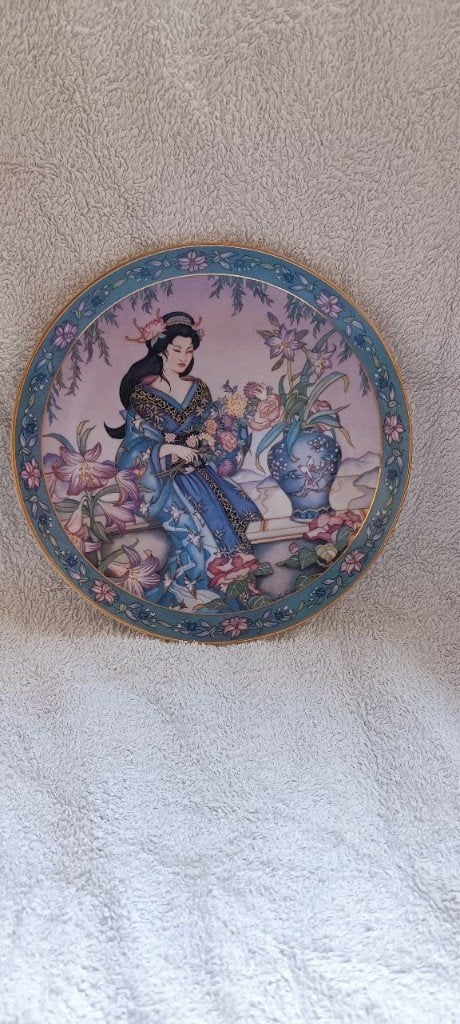 Lady of the Lilies van Franklin Mint, Ophalen of Verzenden