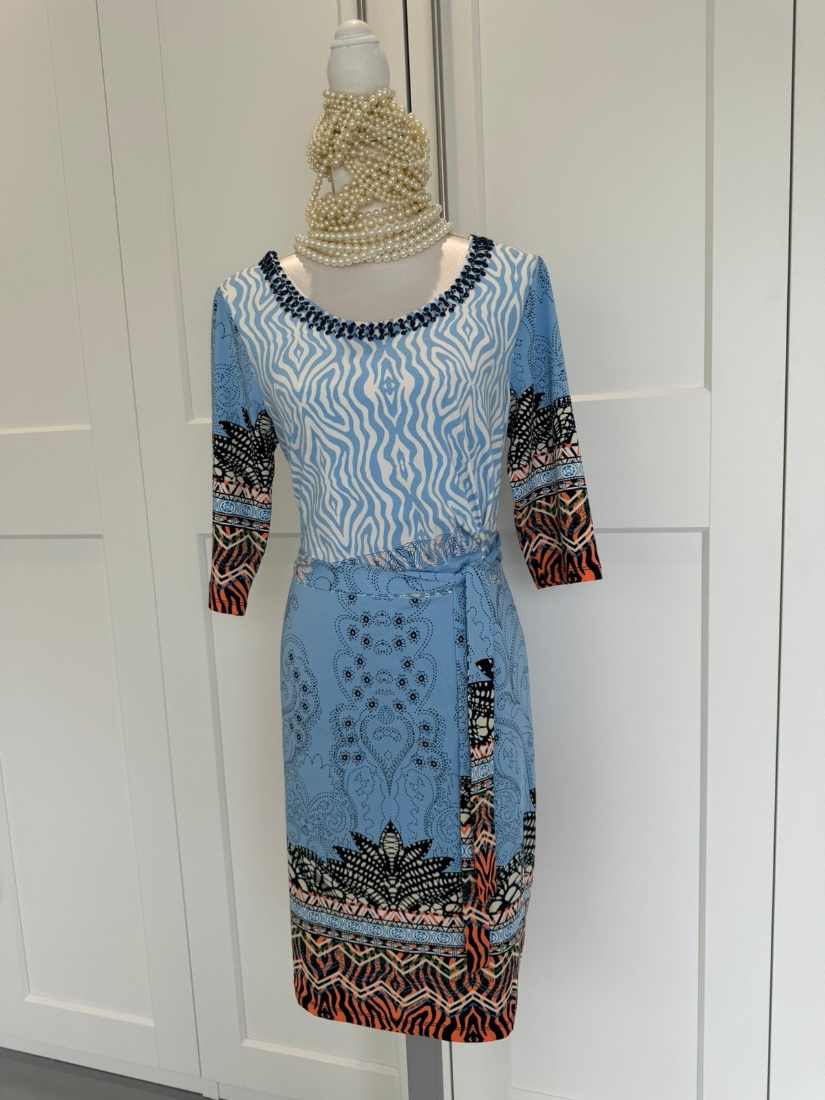 Nieuw K-Design jurk blauw wit travelstof  xl 42 44, Maat 42/44 (L), Nieuw, Knielengte, Verzenden