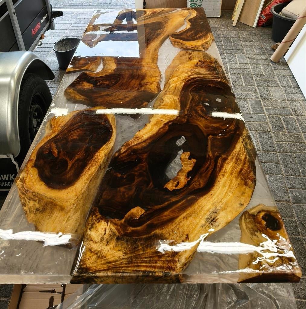 Unieke River Epoxy Eettafel Handgemaakt & Luxe Afwerking, Ophalen