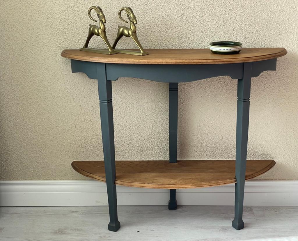 Mooie, smalle retro sidetable., Ophalen
