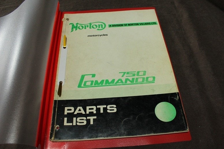 Norton 750cc Commando motorcycle parts list, Motoren, Ophalen of Verzenden, Overige merken