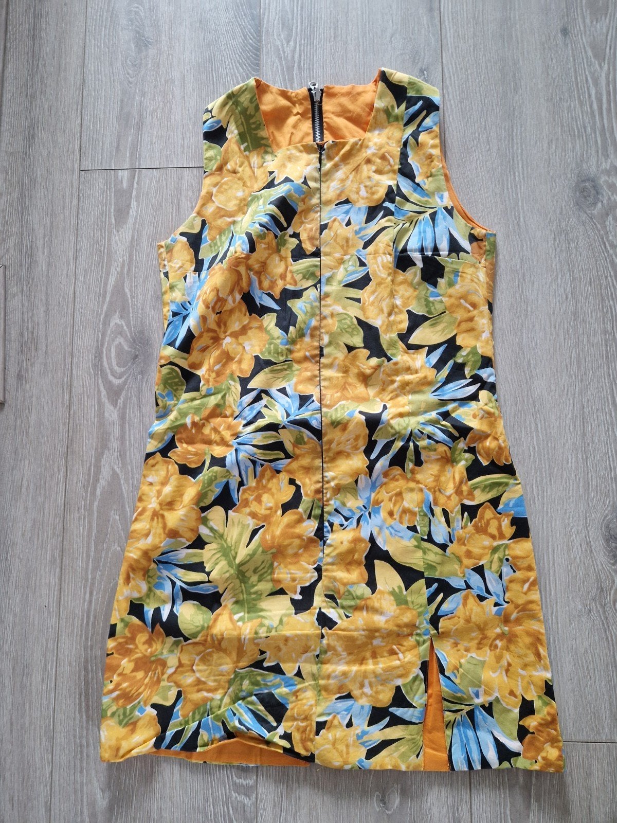 Oranje jurk, Maat 38/40 (M), Nieuw, Oranje, Ophalen of Verzenden