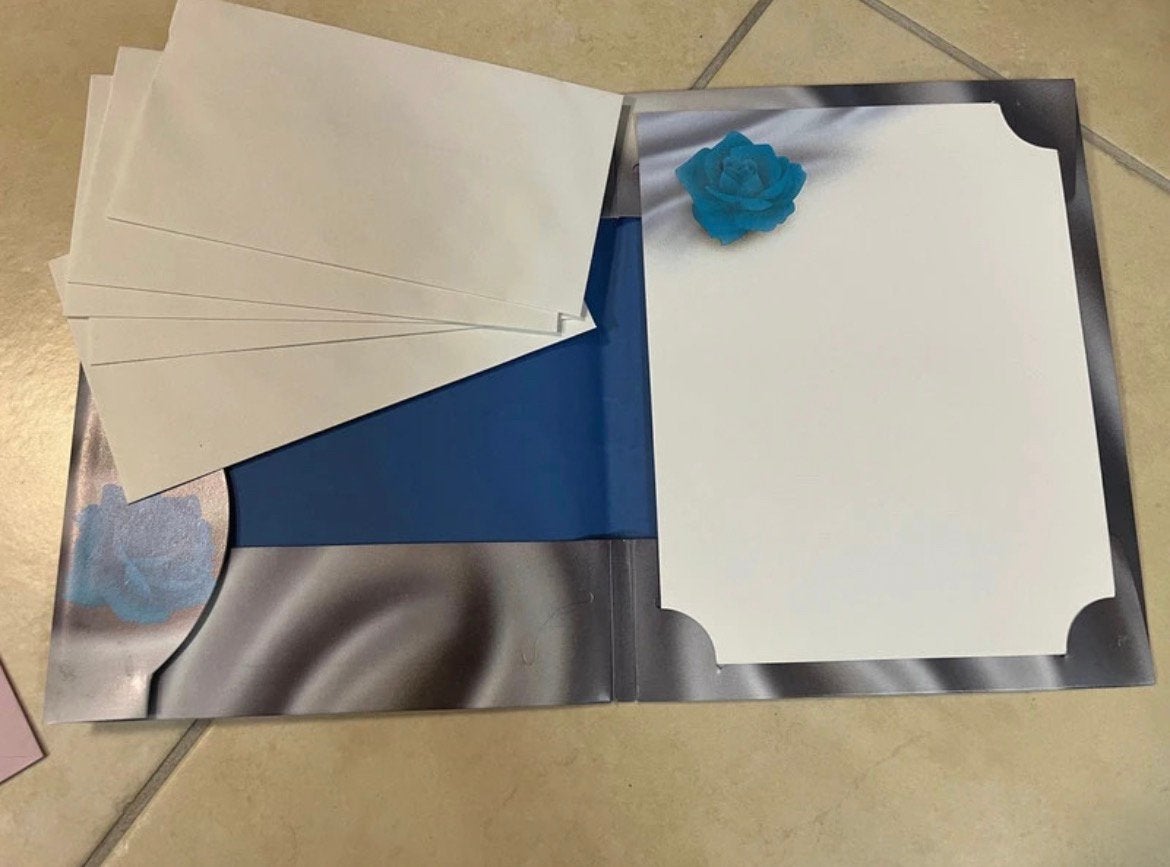 Schrijfset bloem blauw Briefpapier + envelop, Ophalen of Verzenden, Zo goed als nieuw