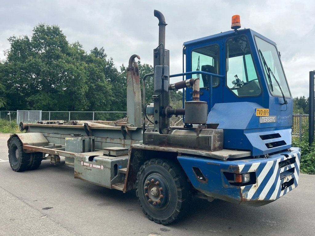Terberg YT 180 Terberg haakarm yt180. 2002 nette en technisc, Blauw, Diesel, Te koop, Euro 3