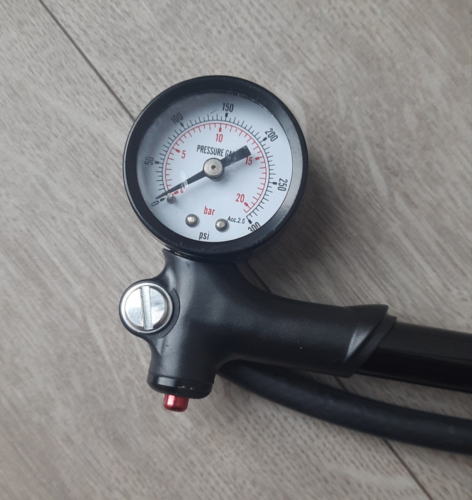 Nieuwe hogedruk 300psi/20bar voorvork/banden pomp, fietspomp, Ophalen of Verzenden, Drukmeter, Nieuw