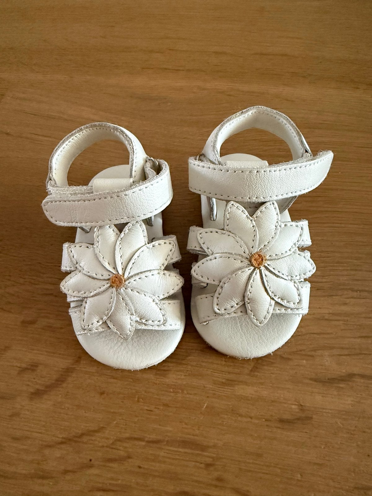 Donsje Amsterdam Daisy sandalen - 6-12 maanden, Ophalen, Zo goed als nieuw, Meisje, Schoentjes