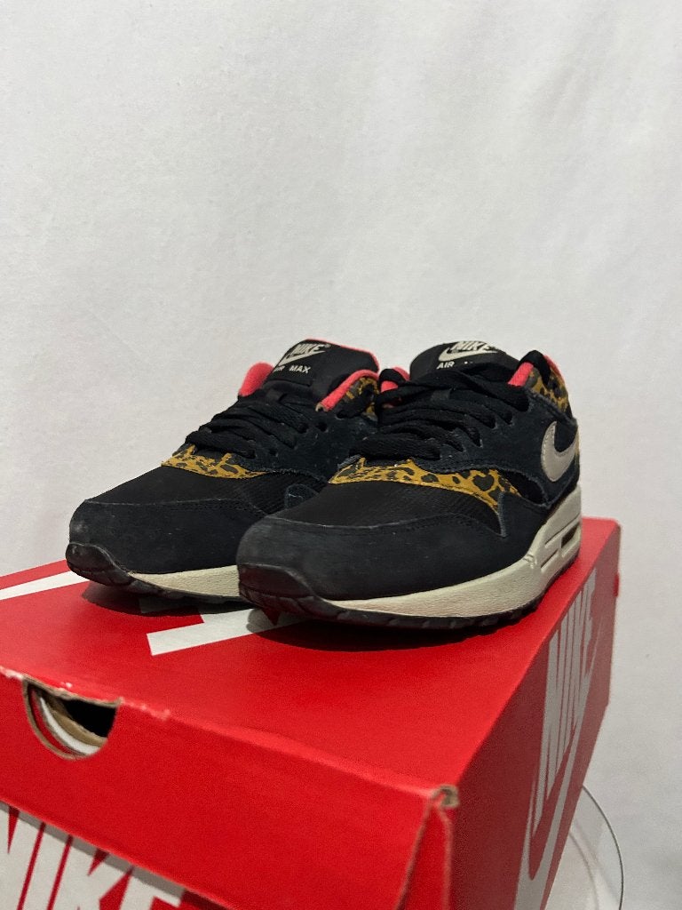 ALS NIEUW! Maat 37,5 - Nike Air Max 1 Leopard Black, Kleding | Dames, Schoenen, Verzenden, Zwart, Nike, Nike