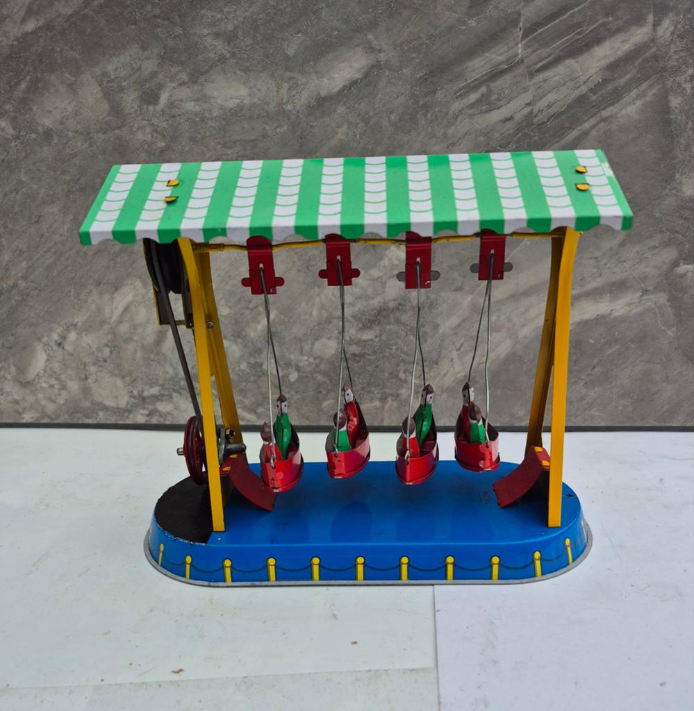 Kermis atractie, Ophalen of Verzenden, Carnaval