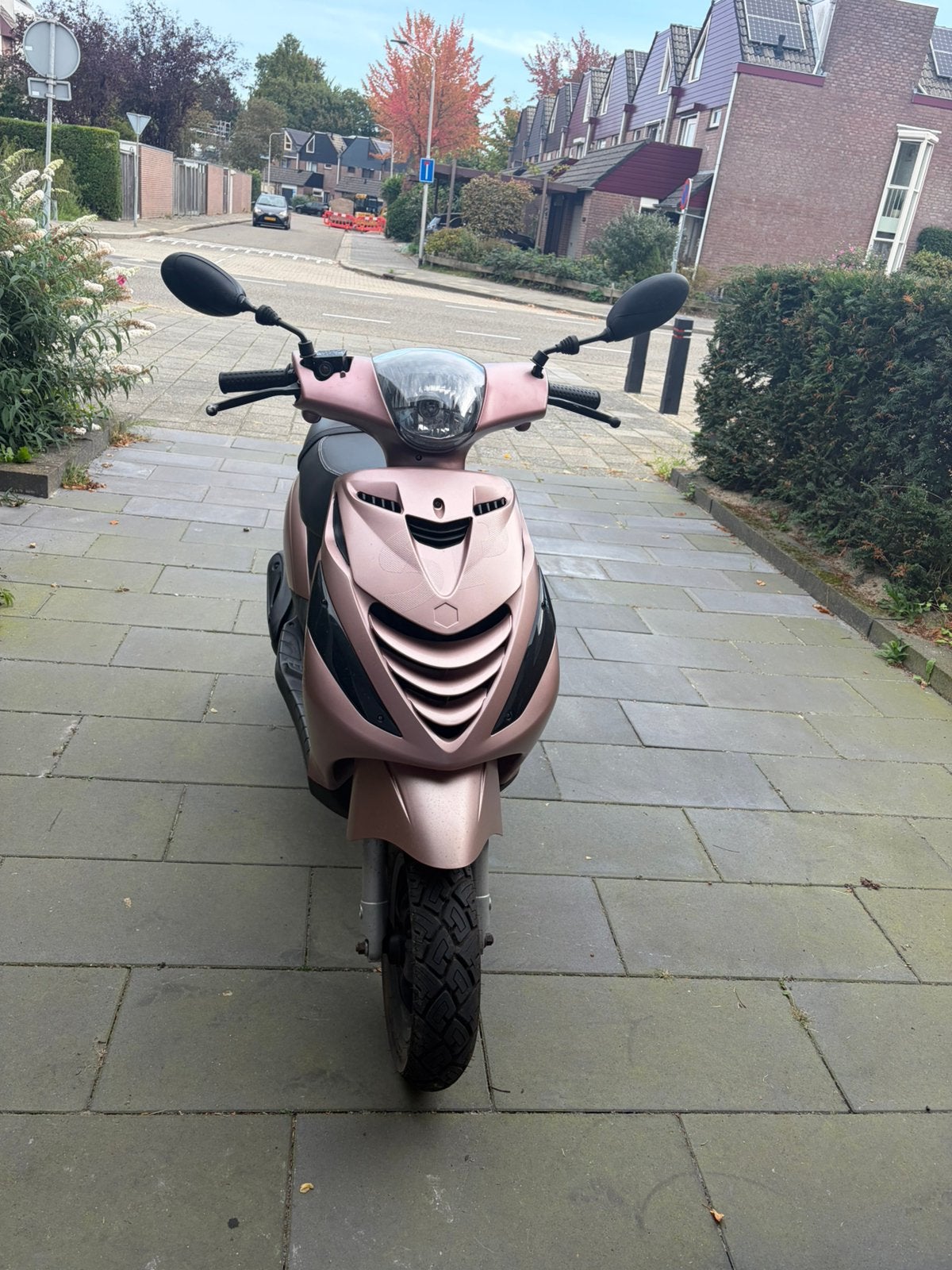 Zip piagio roze champagne, Ophalen, Maximaal 45 km/u, Zip, Zo goed als nieuw