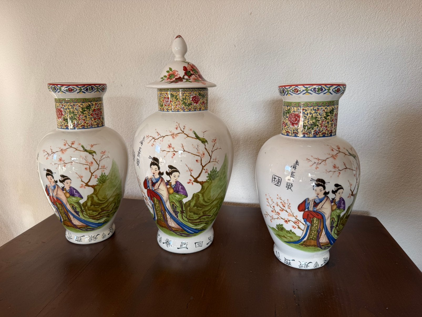 Prachtig 3-delig Chinees Kaststel Handgeschilderd Porselein, Ophalen of Verzenden
