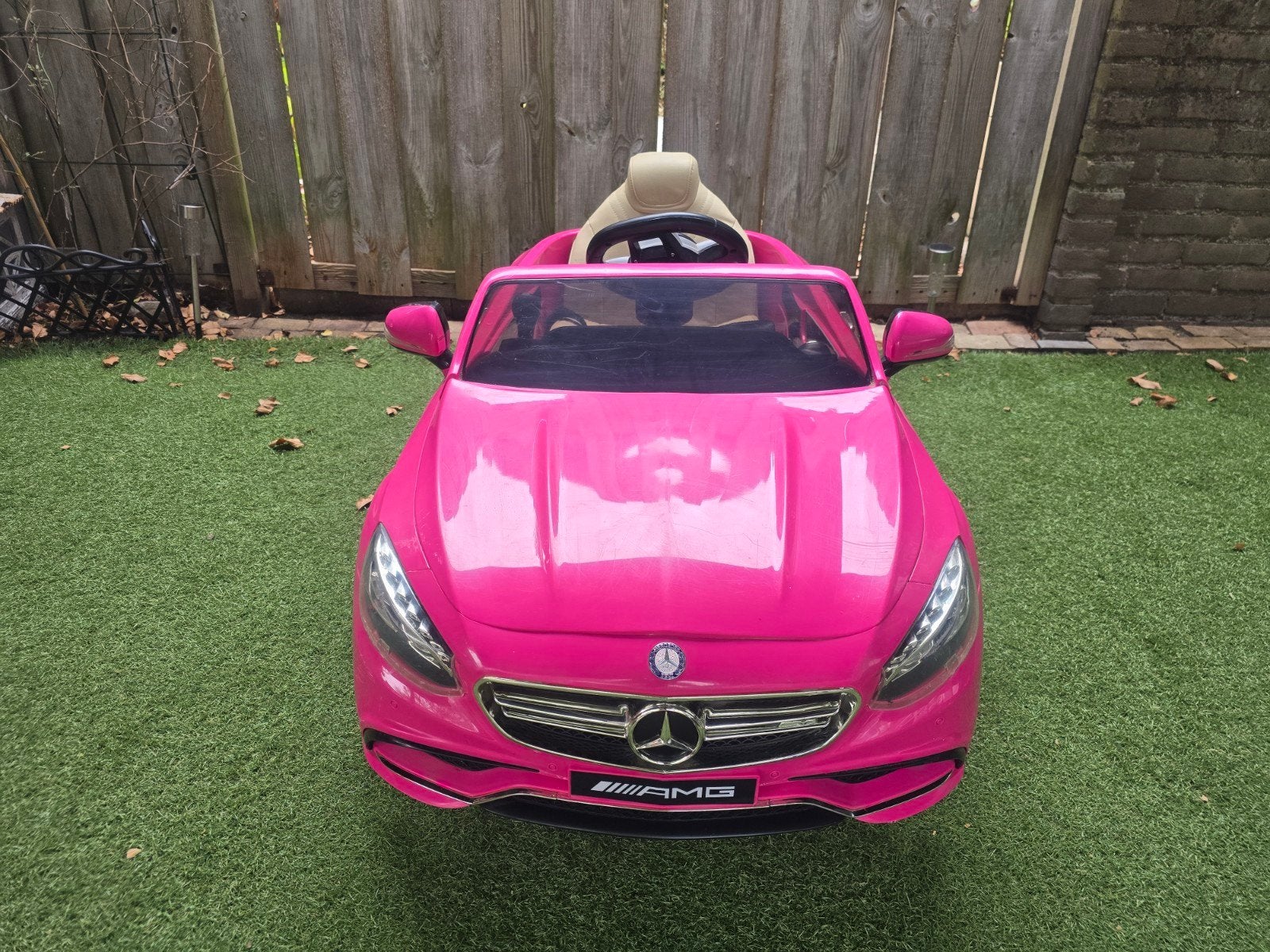 Roze Mercedes en Zwarte Audi Kinder Elektrische Auto's, Ophalen, Gebruikt