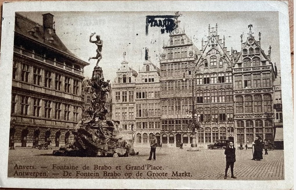 Oude Postkaart Antwerpen - Fontaine de Brabo et Grand'Place, Verzamelen, Ophalen of Verzenden, 1920 tot 1940, Gelopen, Antwerpen