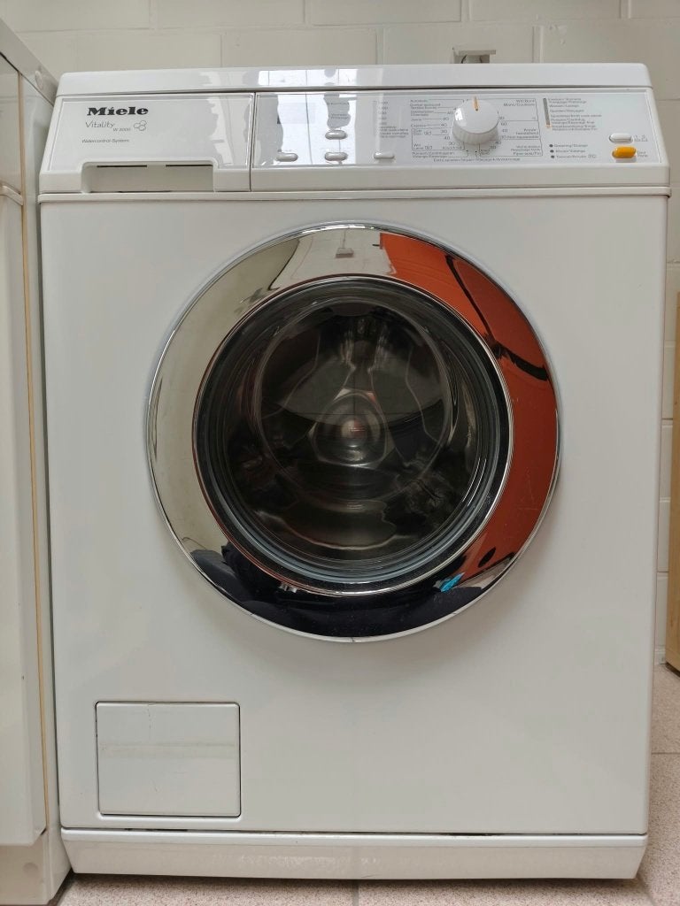 Miele wasmachine Softtronic, Ophalen, Gebruikt, 85 tot 90 cm, 1200 tot 1600 toeren