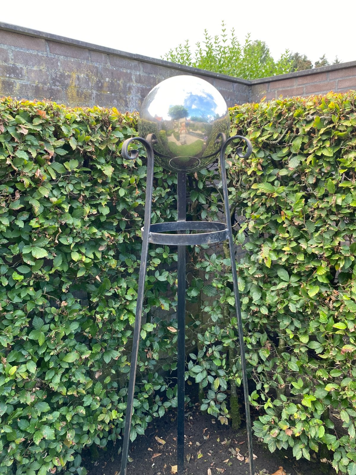 2 ijzeren rekjes met bal, Tuin en Terras, Ophalen, Gebruikt, Minder dan 30 cm, Rond