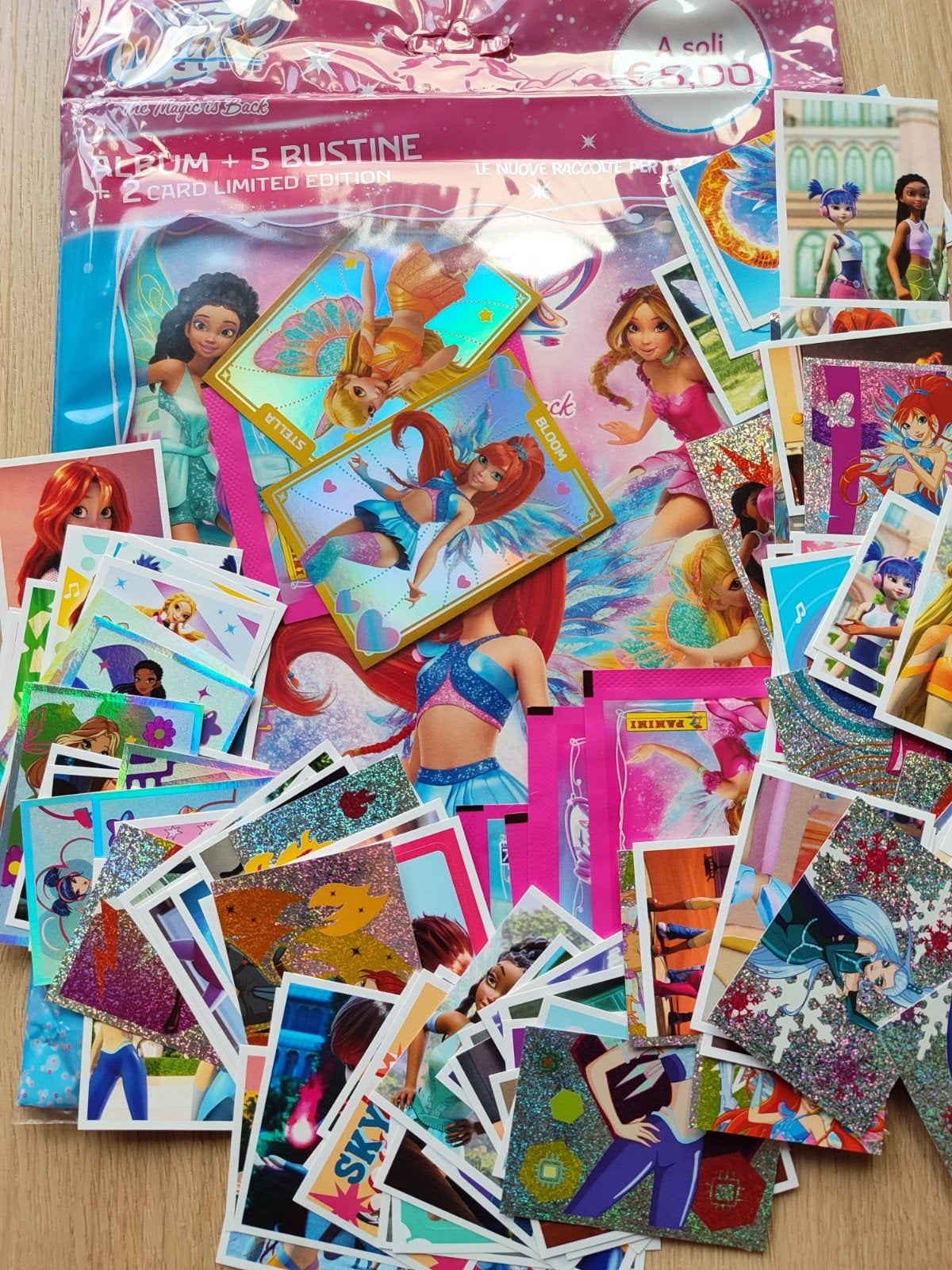 Winx Club Panini Sticker Collectie - Starter Pack & Stickers, Ophalen of Verzenden, Zo goed als nieuw, Strip of Tekenfilm