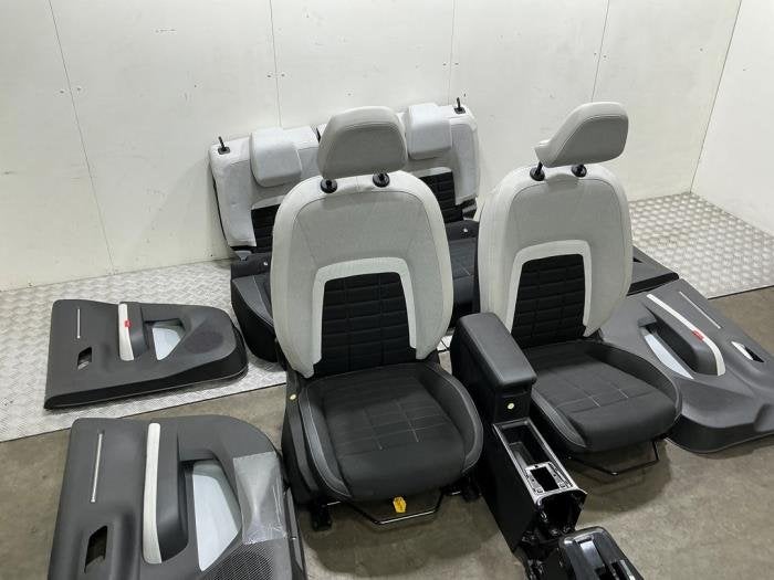 Bekleding Set (compleet) van een Citroen C3 (C3 24-), 12 maanden garantie, Gebruikt, -, Ophalen of Verzenden