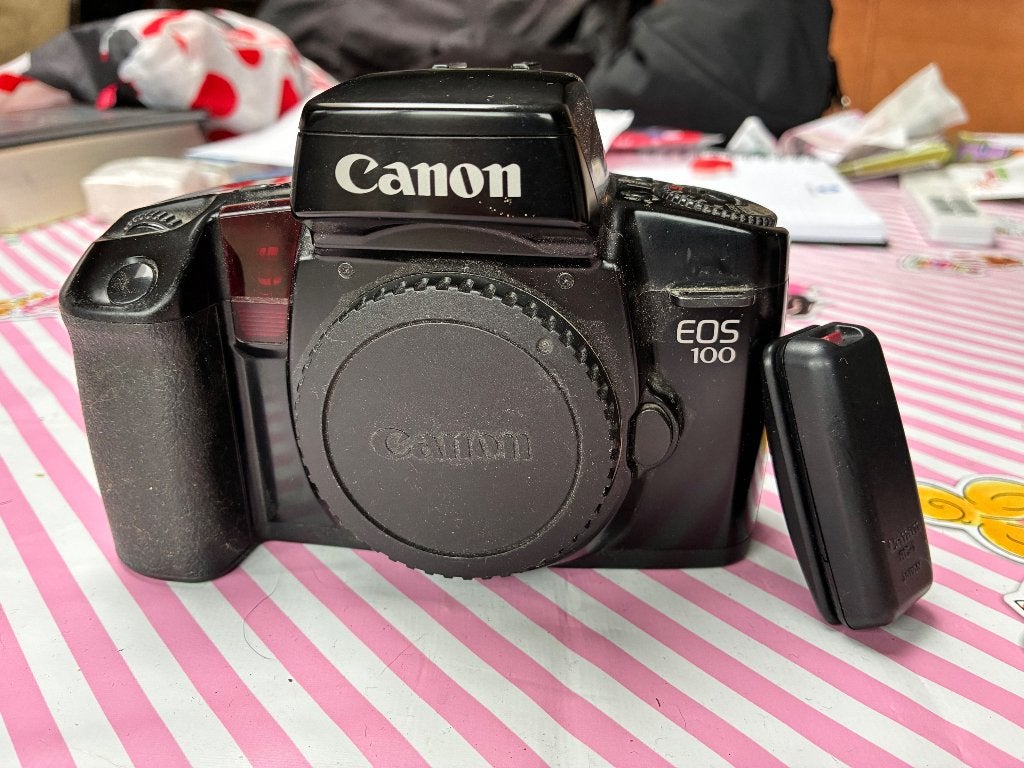 Canon spiegelreflex EOS 100, Audio, Tv en Foto, Fotocamera's Analoog, Ophalen of Verzenden, Gebruikt, Spiegelreflex, Canon
