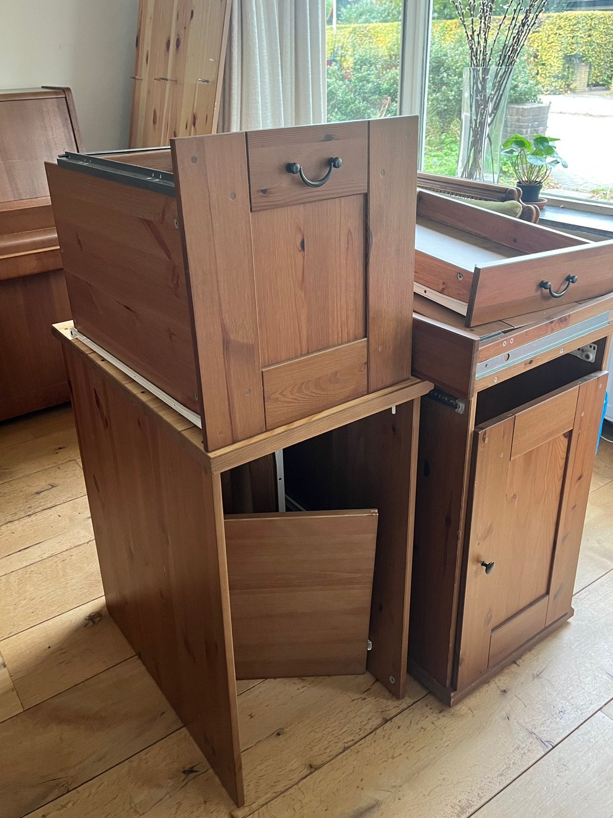 Houten bureau, Ophalen, Zo goed als nieuw