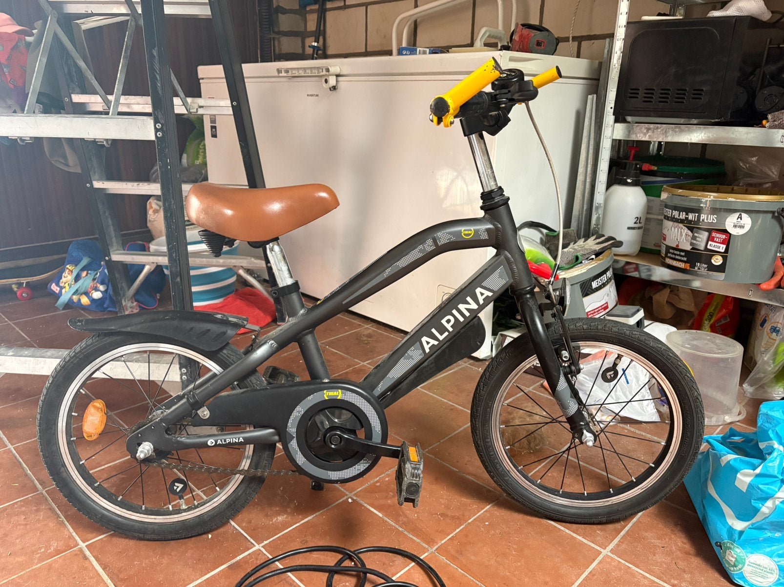 Alpina trail 16 inch, Ophalen, Zo goed als nieuw, 16 tot 20 inch