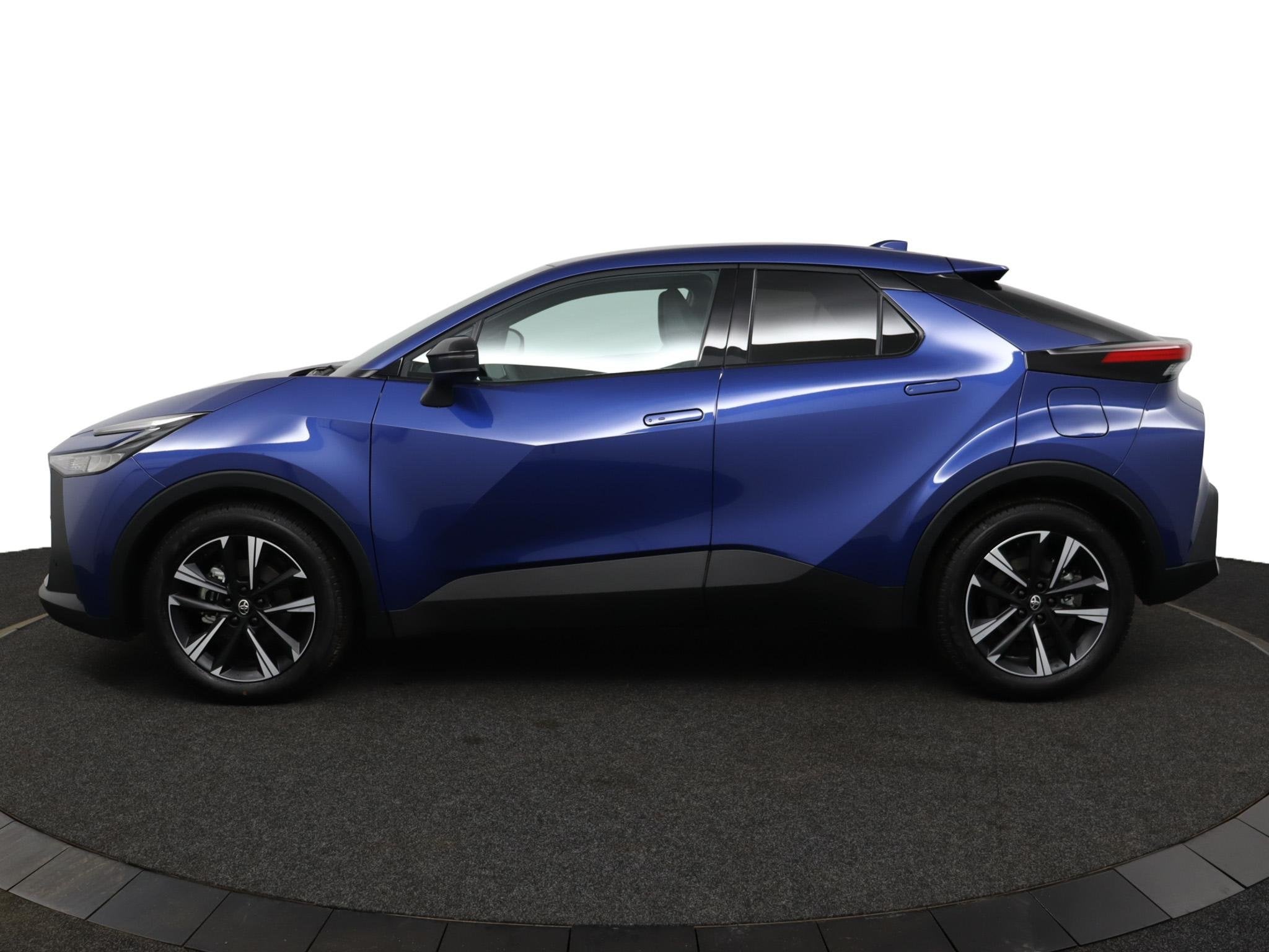 Toyota C-HR 1.8 Hybrid 140 Dynamic | Nieuw! |, Auto's, Toyota, 12 maanden, Stof, Euro 6, Bedrijf