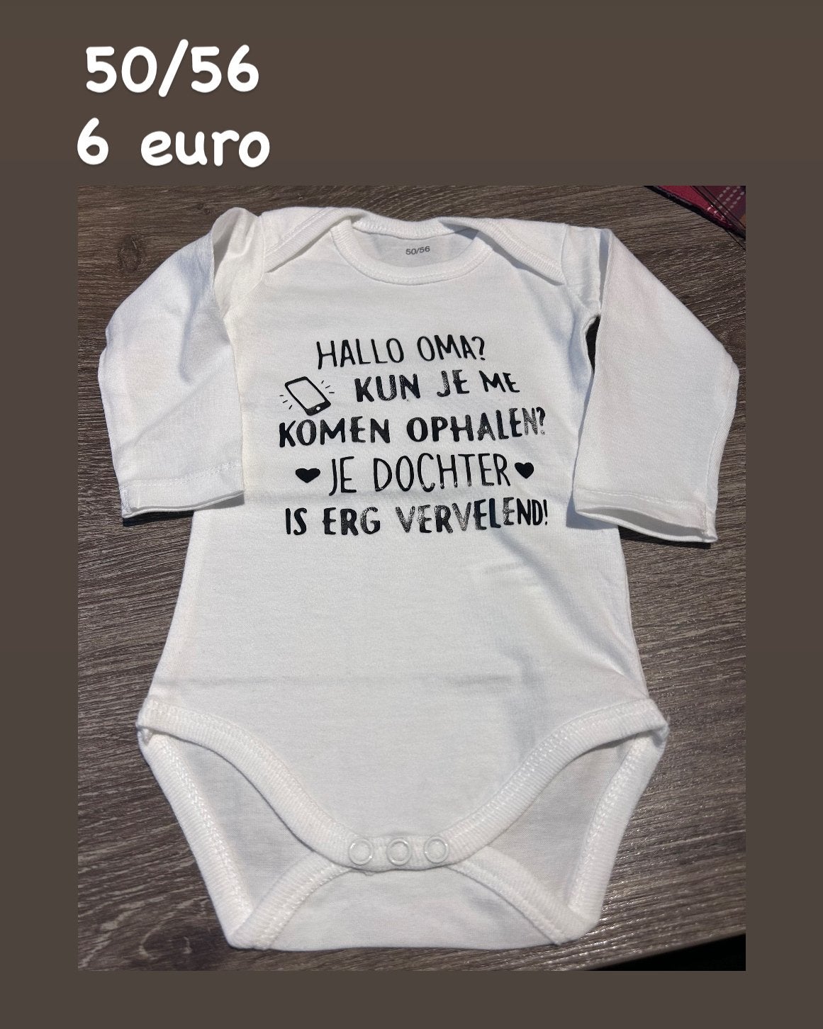 Grappige romper 'Hallo Oma?' maat 50/56, Ophalen of Verzenden, Zo goed als nieuw, Jongetje of Meisje, Nacht- of Onderkleding