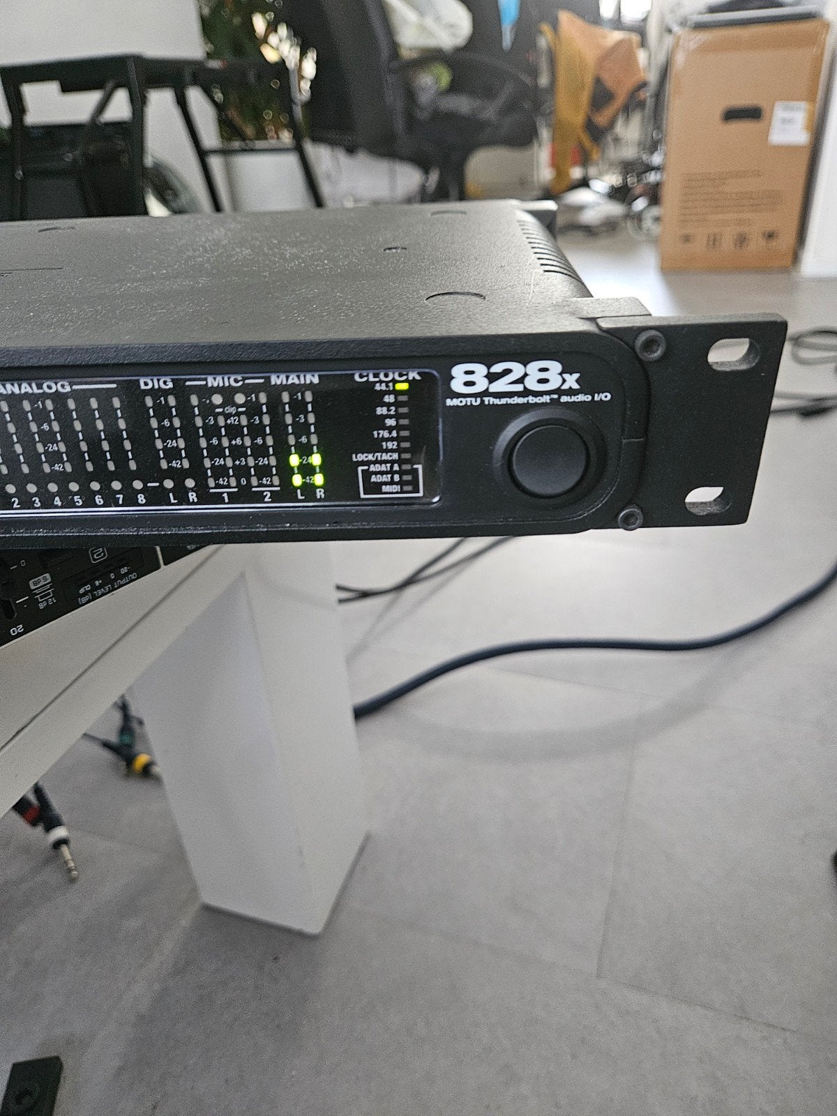 MOTU 828x audio interface, Ophalen of Verzenden, Gebruikt, Minder dan 500 watt