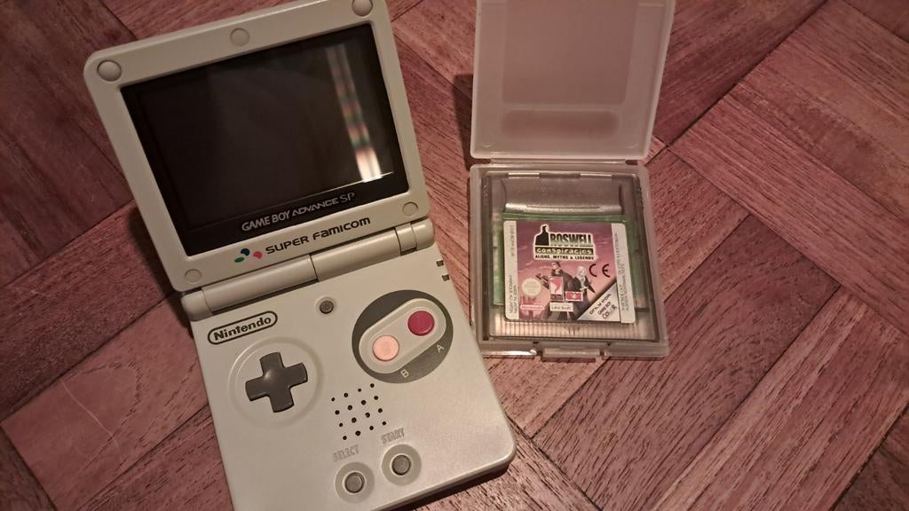 Roswell Conspiracies Game Boy Color, Avontuur en Actie, 1 speler, Ophalen of Verzenden, Zo goed als nieuw