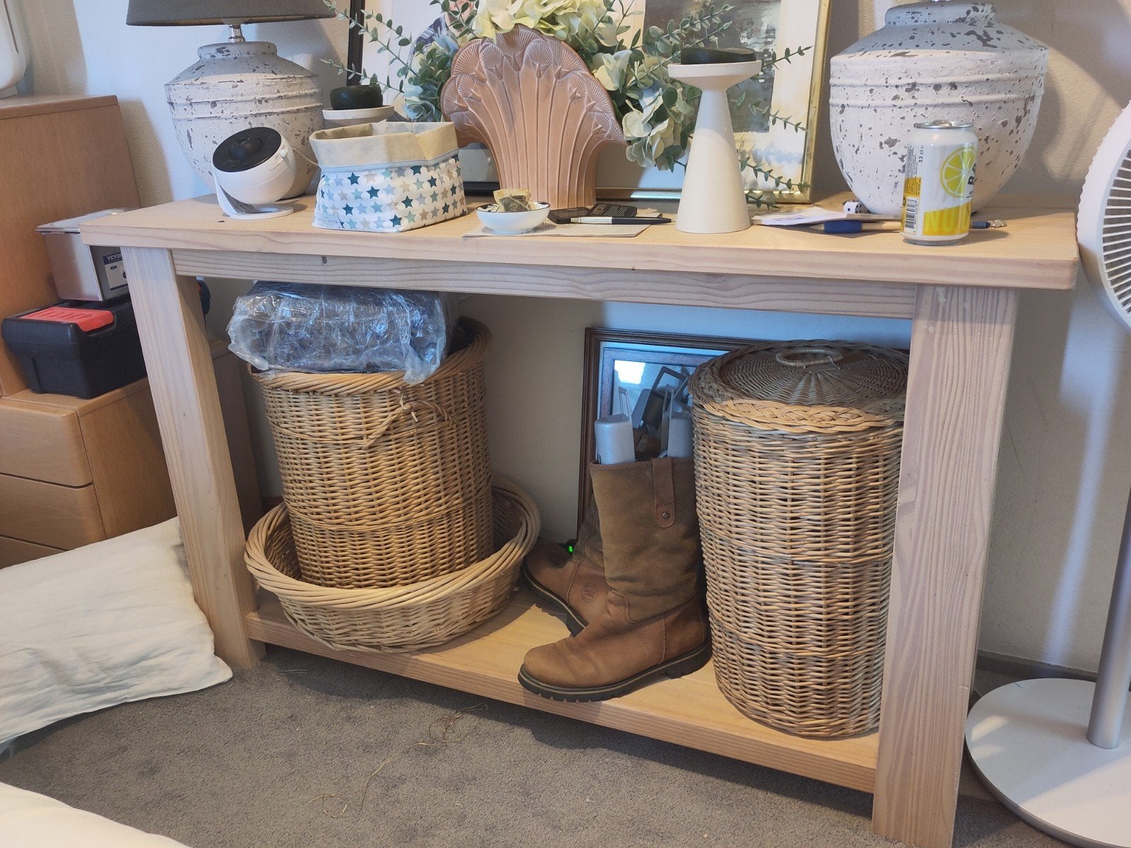 Massief houten sidetable - 130x38x80 cm, Huis en Inrichting, Tafels | Sidetables, Ophalen, Gebruikt, 100 tot 150 cm, Modern landelijk