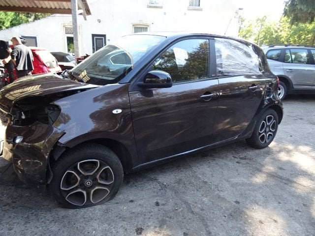 Smart For Four bj 2018 0.9 66 kw  AUT 96000 km voor demontag, Gebruikt, -, -, Ophalen of Verzenden