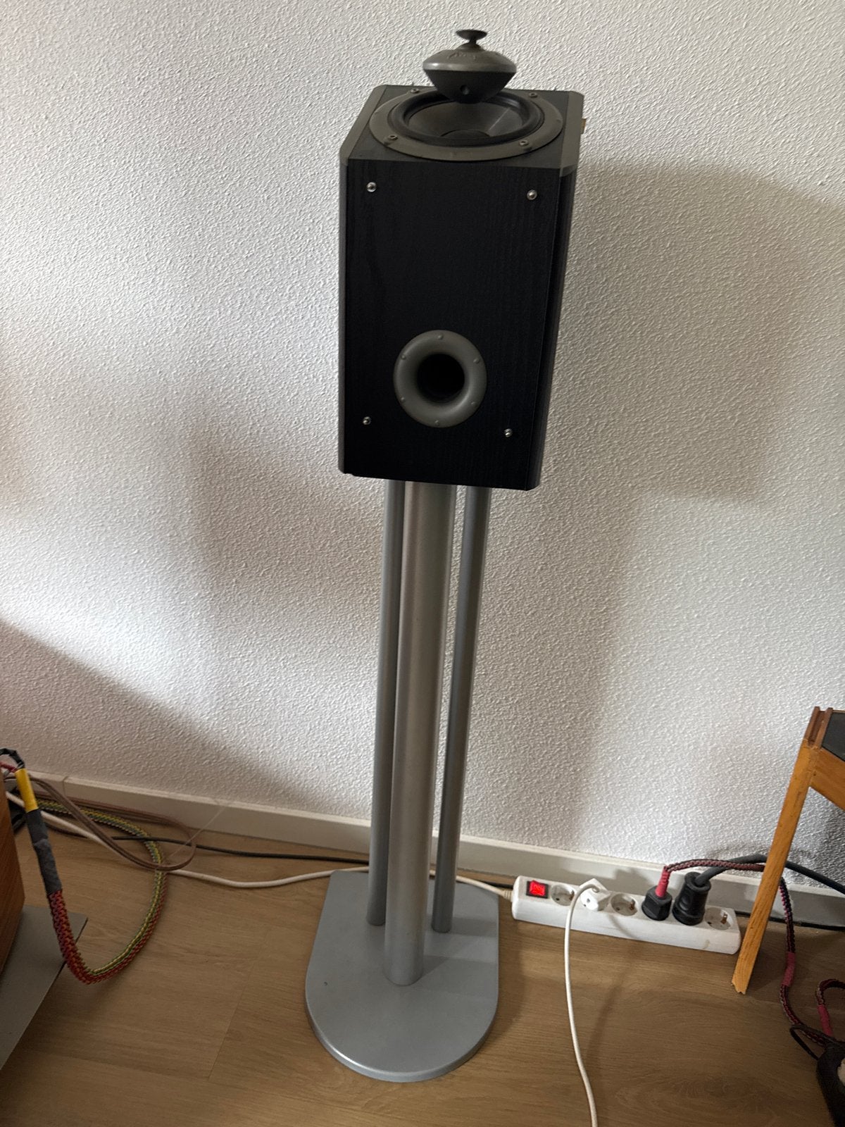 Mirage OMNI 50 Omnipolar Speakers met Stands complete set, Audio, Tv en Foto, Luidsprekers, Gebruikt, Minder dan 60 watt, Front, Rear of Stereo speakers