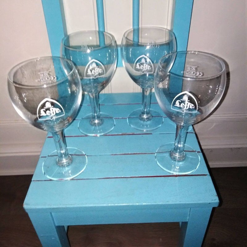 Leffe bierglazen met wit logo 20 cl set van 4 stuks, Verzamelen, Biermerken, Ophalen, Gebruikt, Glas of Glazen, Leffe