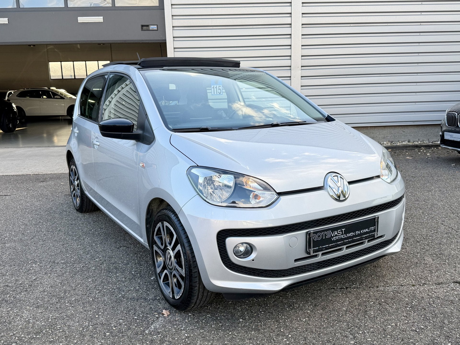 Volkswagen up!