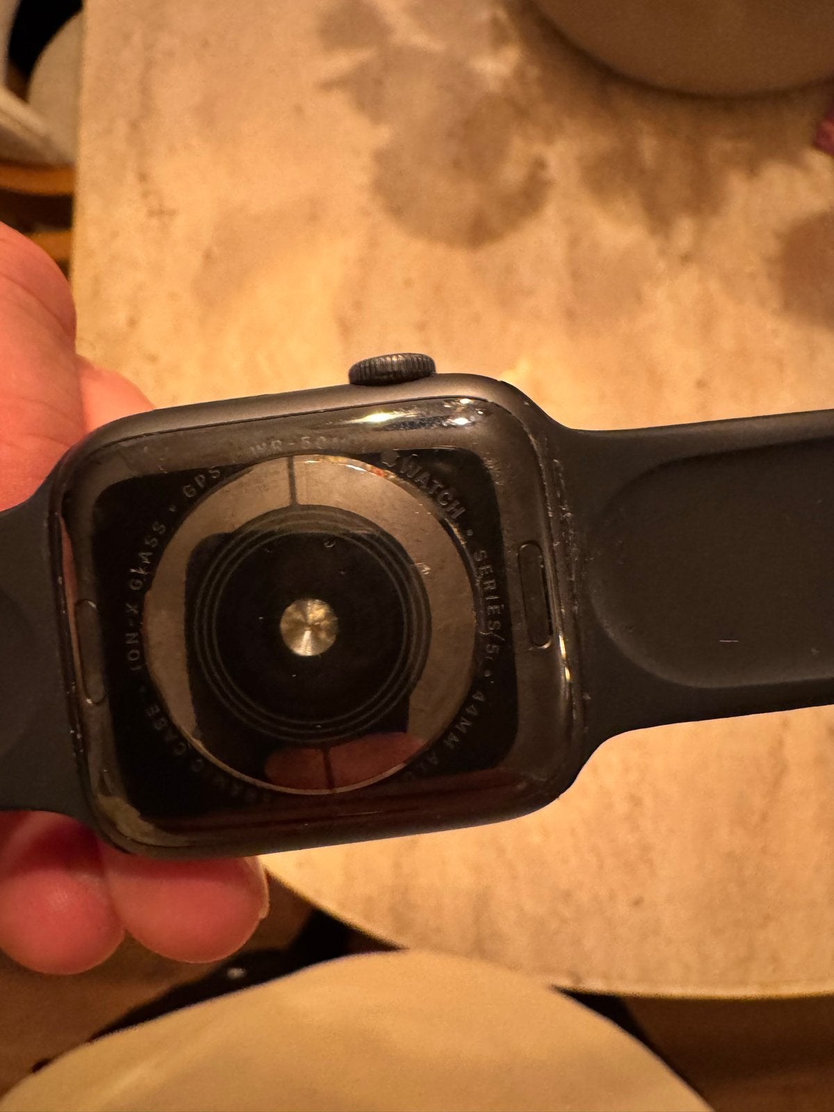 Foto 4 van Apple Watch Series 5 44mm GPS - Zo goed als nieuw