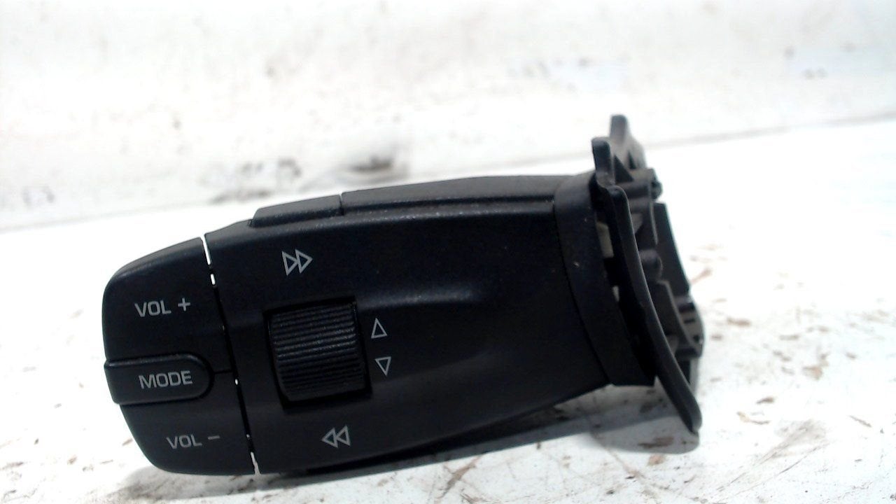 Radio bediening Seat Ibiza, Auto diversen, Autoradio's, Ophalen of Verzenden, Van der Ven Autorecycling B.V., Onderdelen@venauto.nl