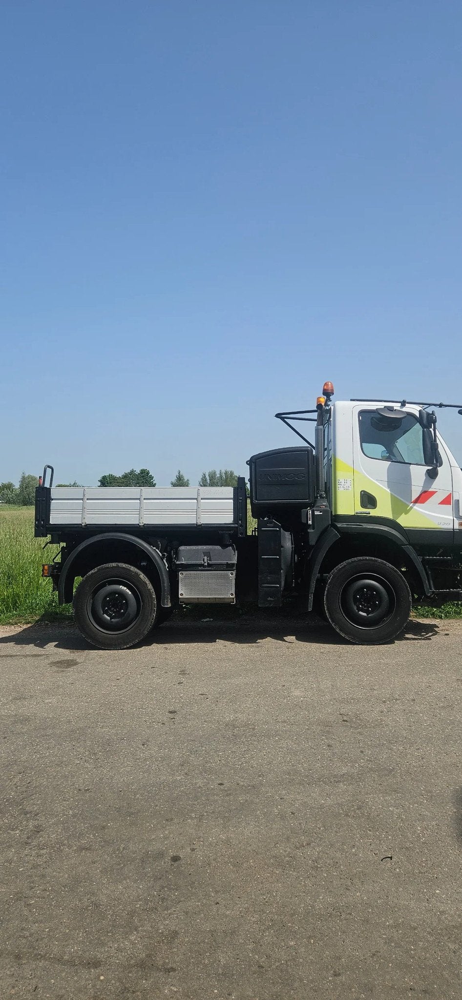 Mercedes-Benz U20 U20 unimog (bj 2009), Auto's, Overige brandstoffen, Mercedes-Benz, Bedrijf, Te koop