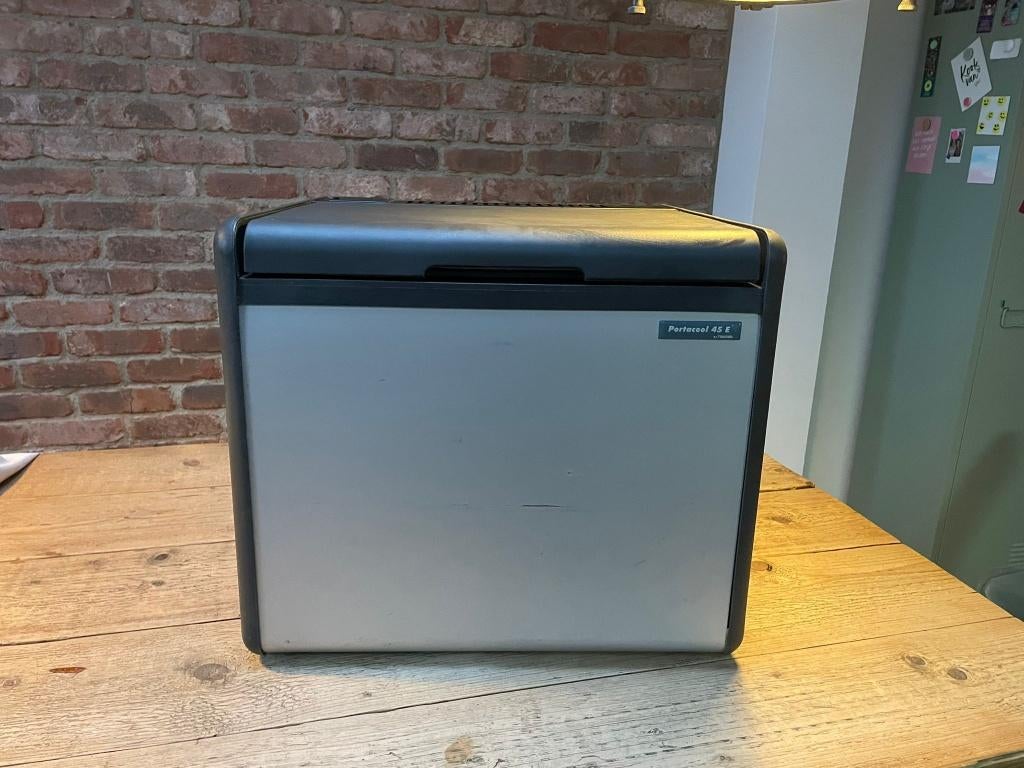 Nette Tristar Portacool 45E campingkoelkast 12V / 230V, Ophalen, Zo goed als nieuw, Koelbox, Elektrisch